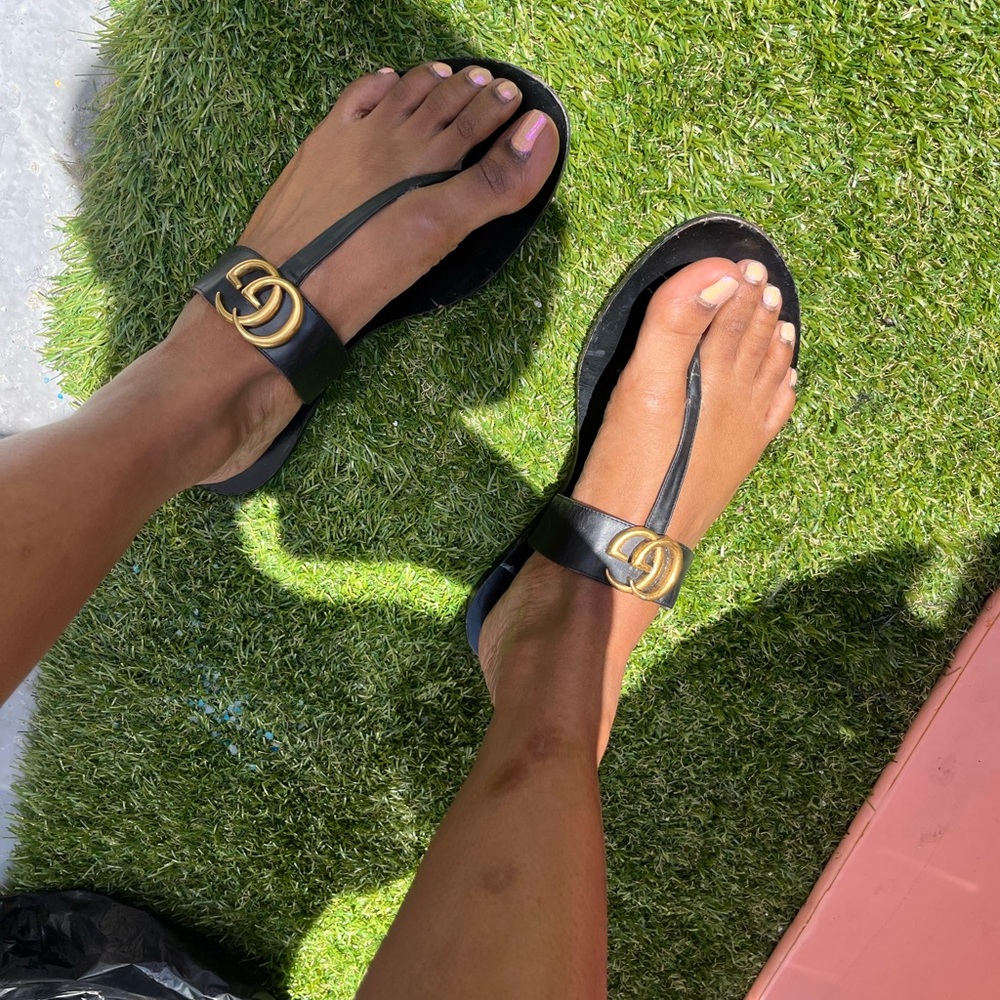 Authentic 100 percent real Gucci sandals will accept offers